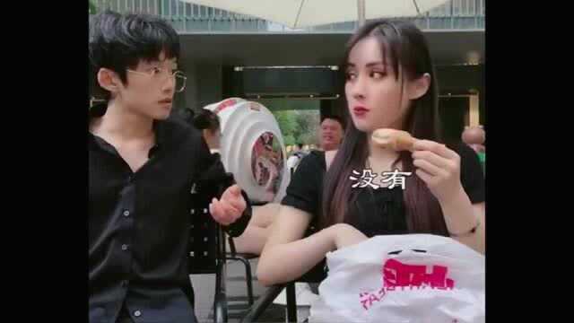 广东美女:这是网络延迟了吗?