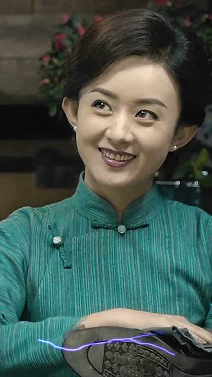 民国风赵丽颖绝美混剪,抽雪茄太显贵妇气质了!