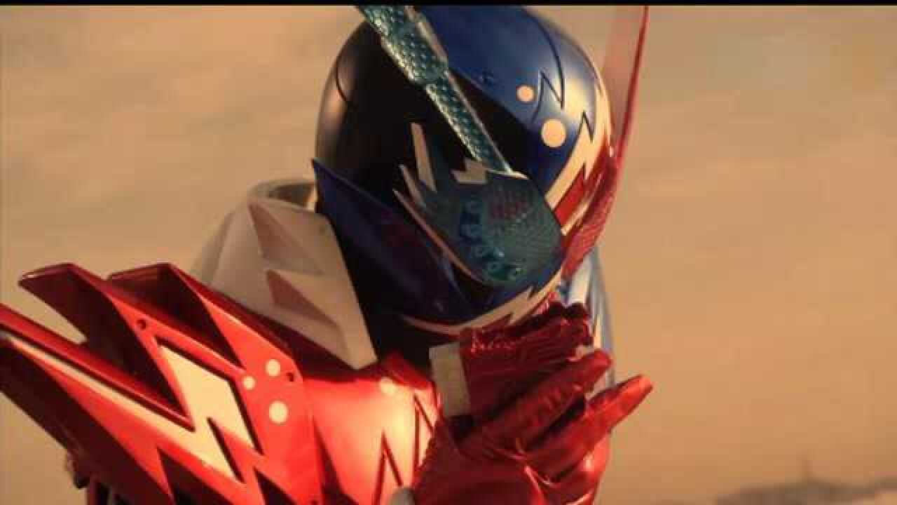 假面骑士创骑战兔再次使用危险扳机危险飞鹰加特林形态上线