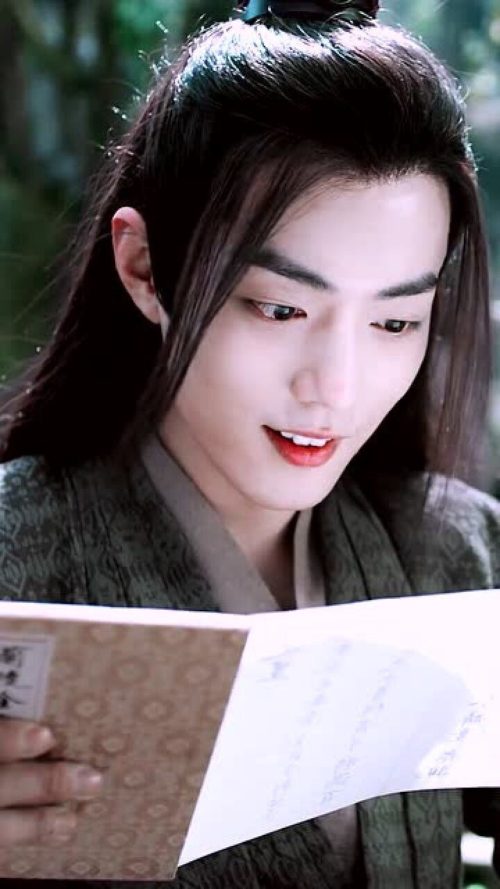 肖战古装好惊艳笑容治愈带点皮最后那个表情亮了