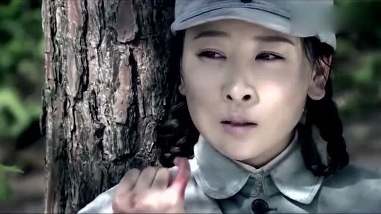 女八路身中数枪陷入绝境引爆雷阵慷慨赴死