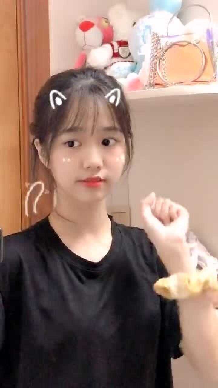 猫咪摇手势舞喵