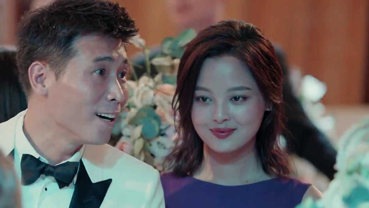 恋爱先生张铭阳带着顾瑶对别人介绍时都是说的顾瑶女神