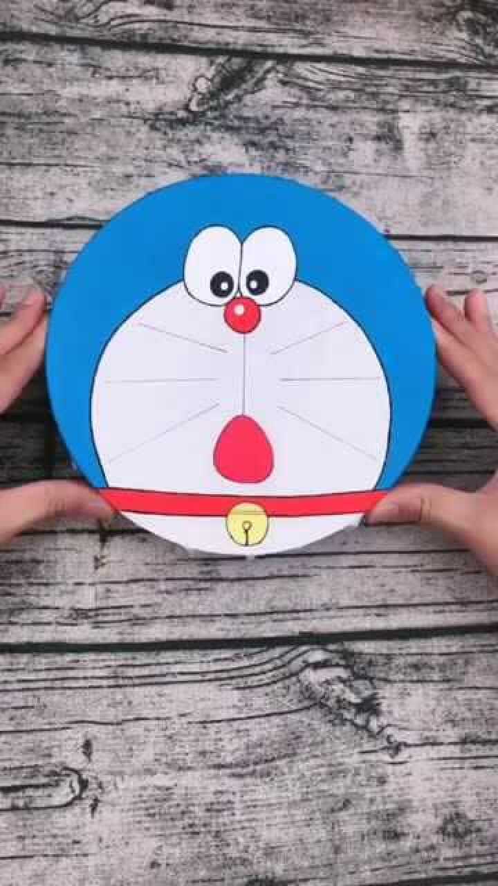 教你用小盘子画哆啦a梦,先涂色后勾线是最重要的知识点,你记住了吗?