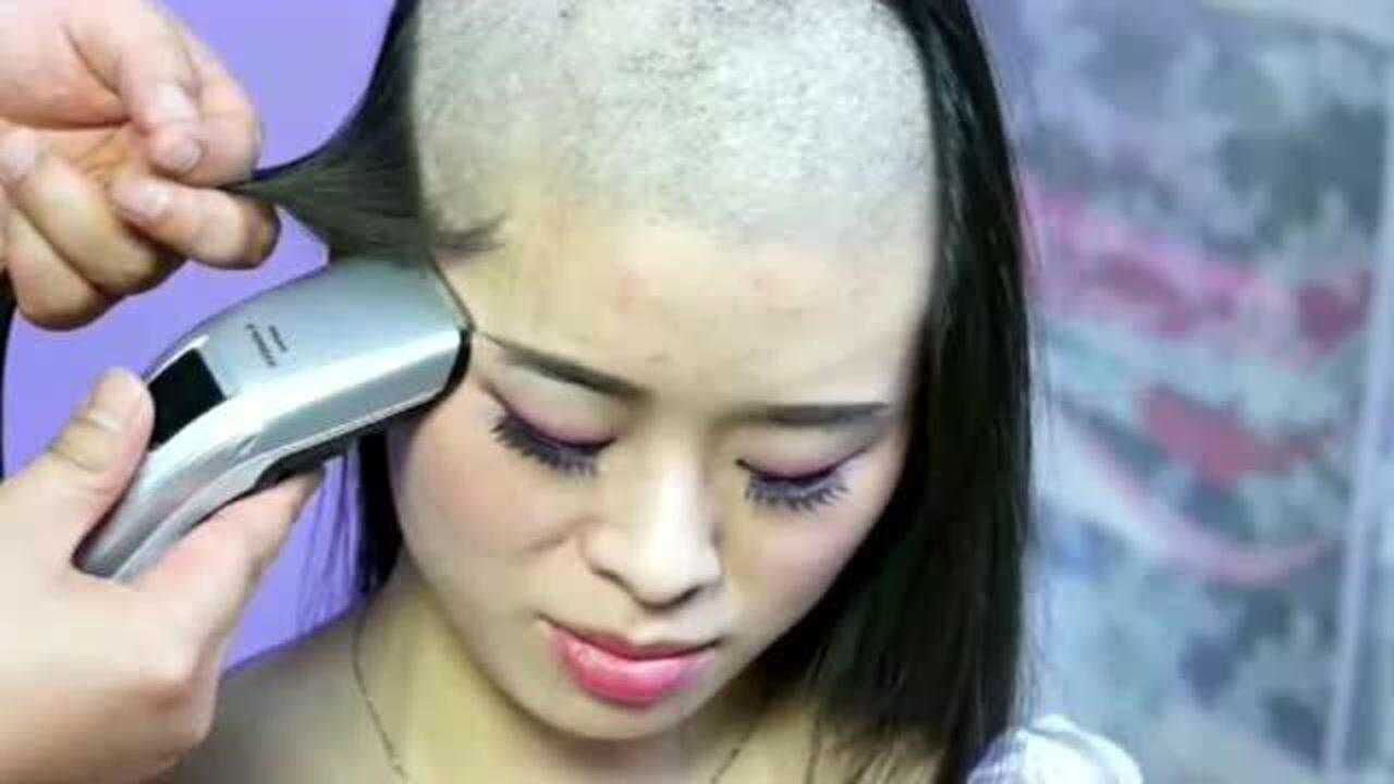 长发妹子挑战剃光头，这样的女生你们能接受吗_高清1080P在线观看平台_腾讯视频