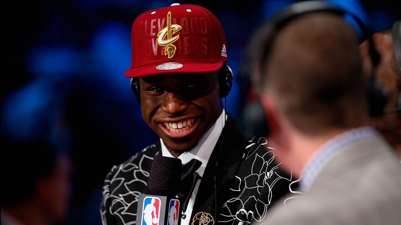 维金斯五大治愈笑容名场面比花笑得还甜拯救一切不开心