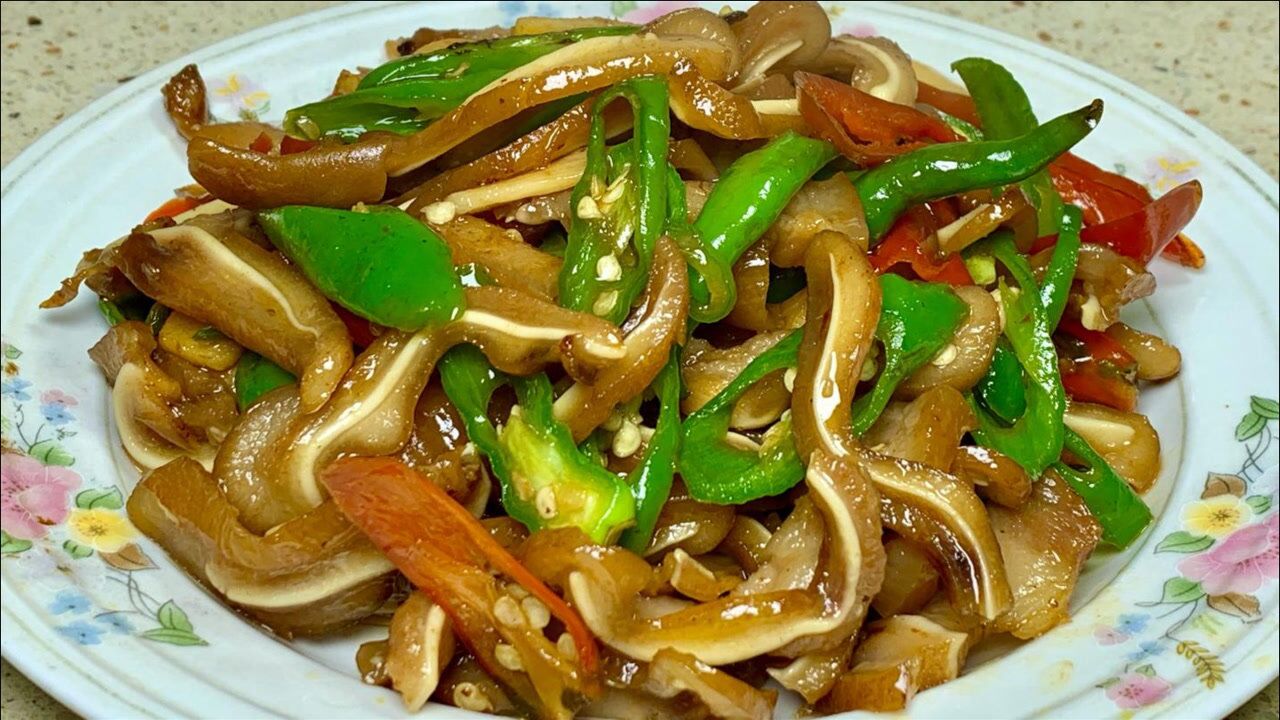 猪耳最家常做法,香辣过瘾解馋,q弹爽脆不油腻,吃一