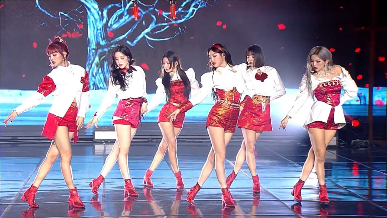 女娃新曲初舞台(G)I-DLE《火花》SHOWCASE Ver._腾讯视频