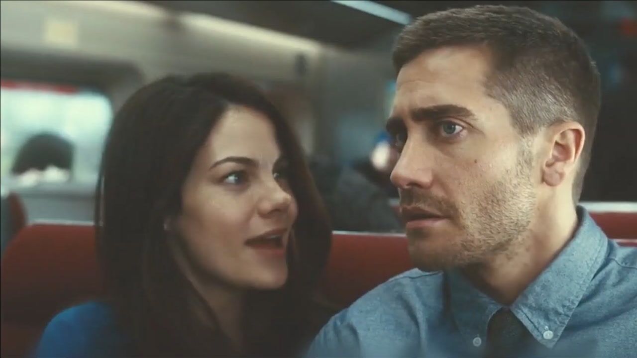 高分悬疑电影《源代码》,士兵被迫参加秘密实验,无数次复活只为找到