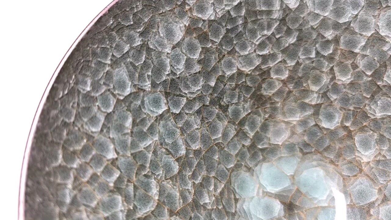 黄志博物馆藏品赏:【南宋 官窑 冰裂纹 斗笠碗】_腾讯视频
