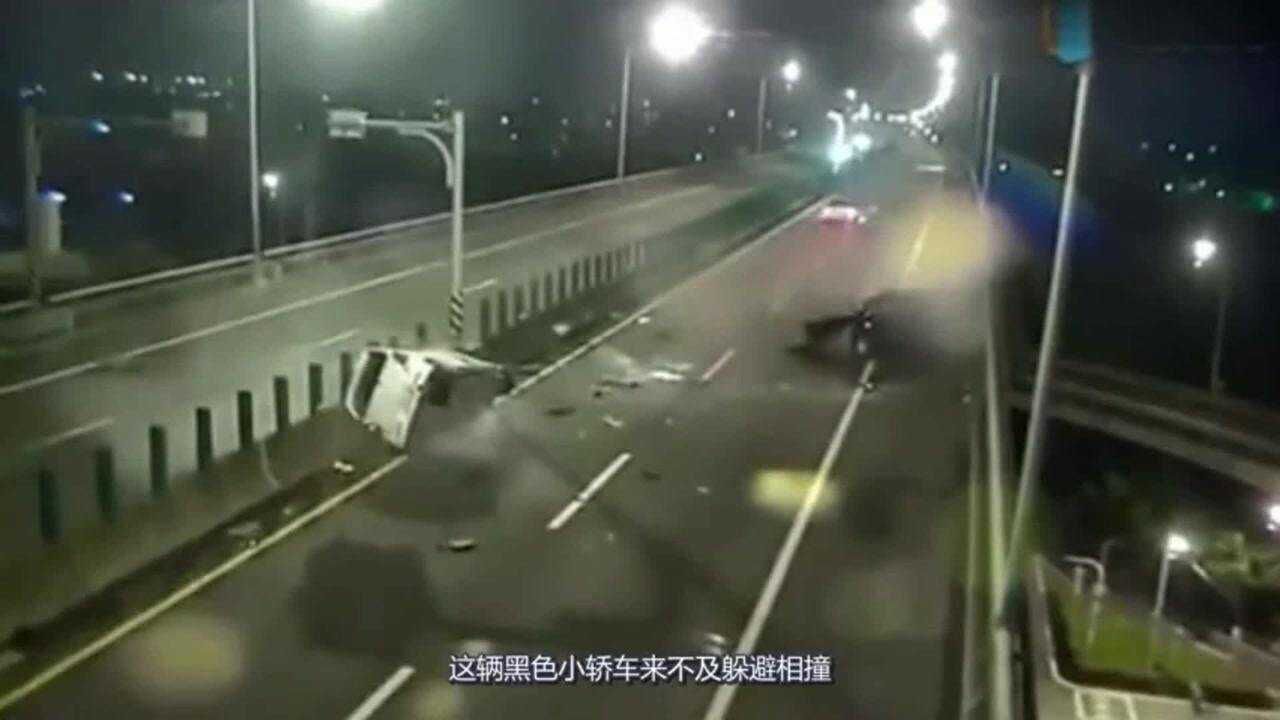 女司机又闯祸!豪车深夜超速逆行,连毁两车致一家三口当场丧命_腾讯视频
