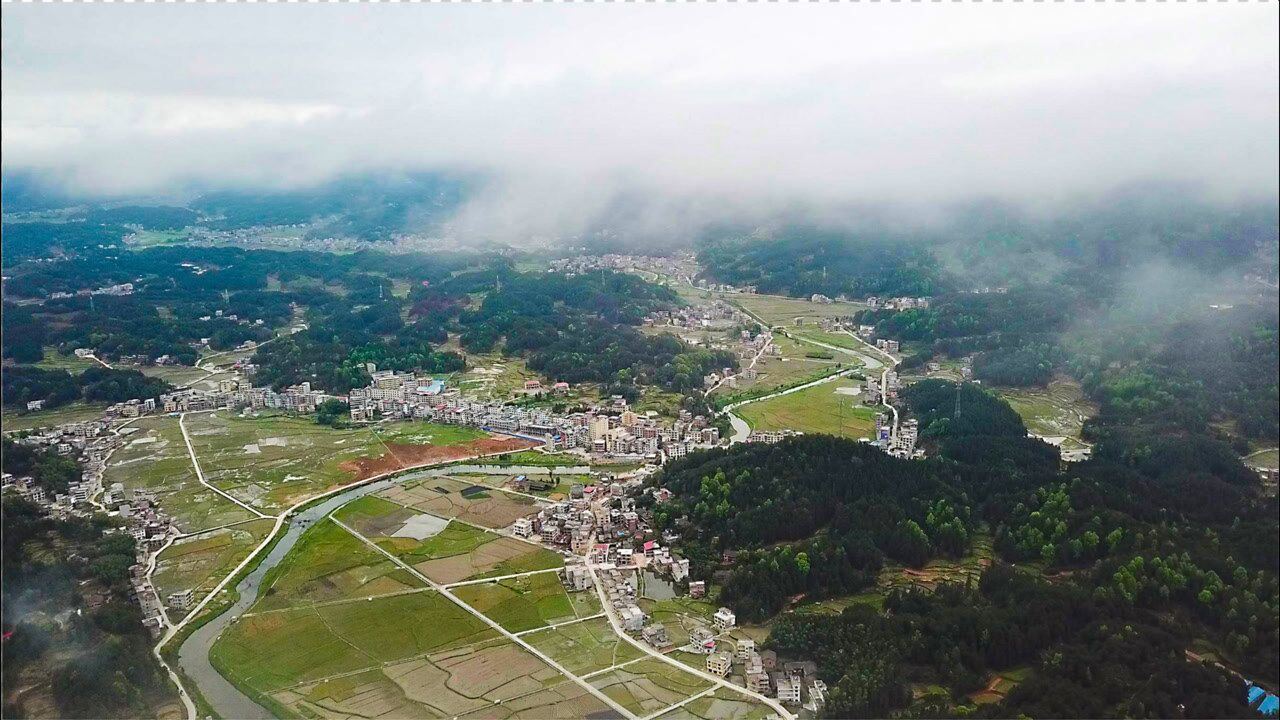 航拍四月羊古坳镇美丽乡镇山清水秀