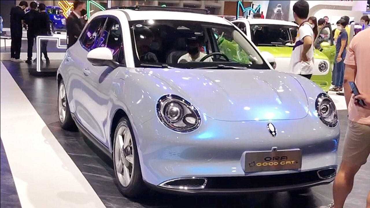 2021款长城欧拉好猫实车展示近距离感受一下中国制造太帅了