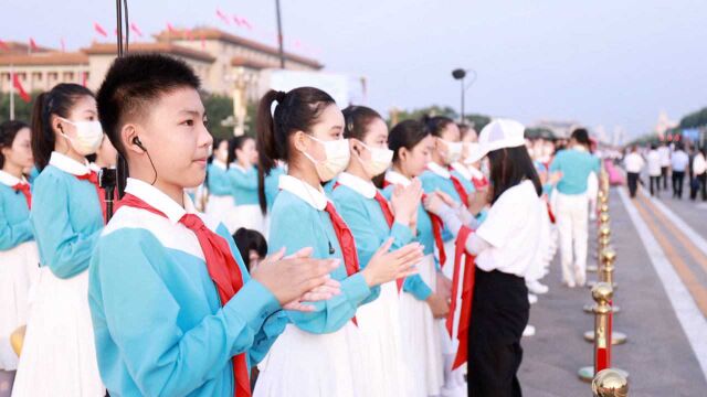 现场专访 | 千人献词团向建党百年最深情的告白