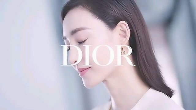 DIOR迪奥中国花秘瑰萃形象大使王丽坤 倾情「眼」绎全新迪奥滚珠眼精华