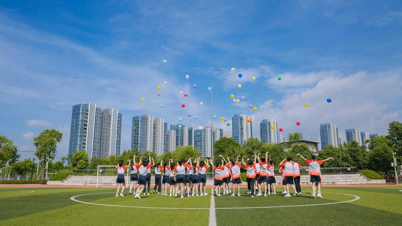 福州市仓山福湾小学图片