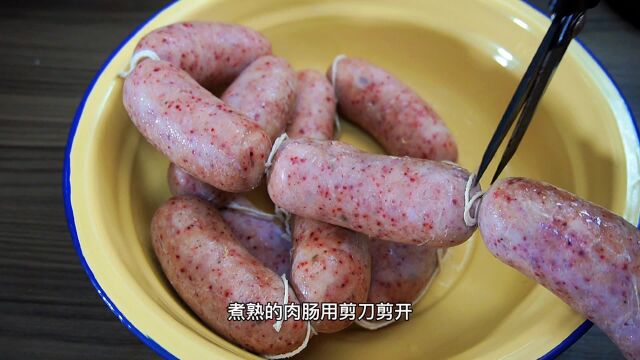 原来猪肉肠的做法如此简单,真材实料、肉质满满,比外面买的放心