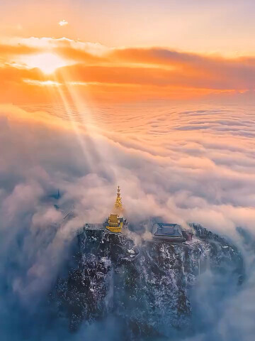 峨眉山金顶,云海