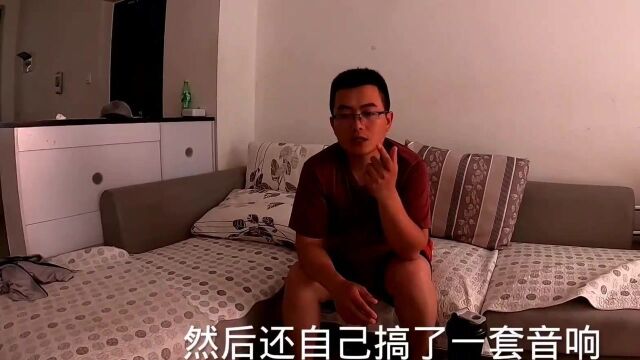 看中条豪华快艇,要价90000块钱,大家看看值不值