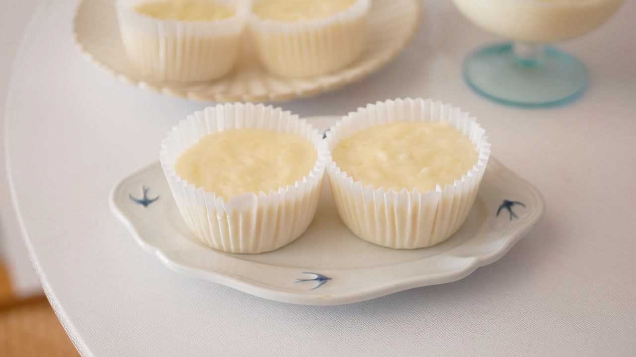 via微博:多拉的十九n  剩饭 奶=法式甜点米布丁