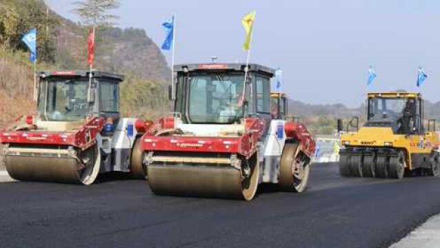 平益高速开始路面沥青层摊铺 计划年底通车