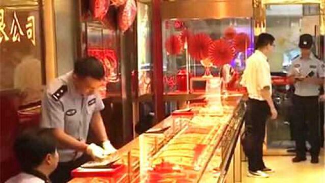 三家金店被盗,警方知道盗贼是谁却没有证据抓他,这该怎么办呢?