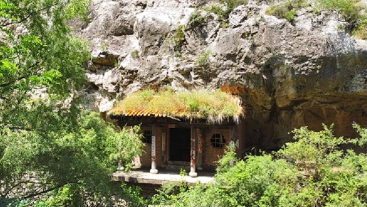 山西深山一座千年古庙,里面供着2条龙,竟找到杨家将的藏兵洞
