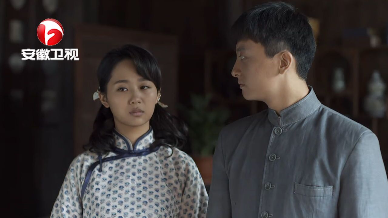 战长沙:湘水带两人玩,谁知湘湘竟意外掉沟里,十爷爷气坏了