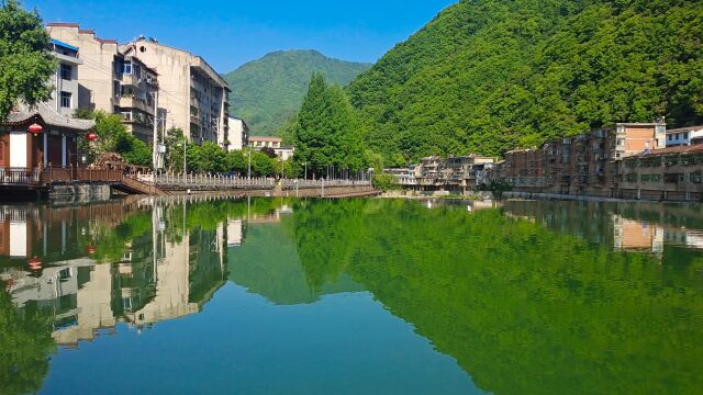 宁陕县城风景青山依旧