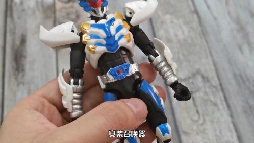 "玩到发黄"奥迪双钻 铠甲勇士刑天 飞影侠装备套装 可动人偶