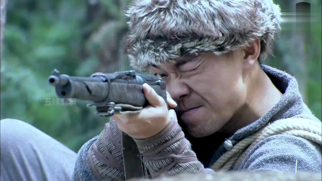 各路神枪狙击手专打鬼子军官,弹无虚发,枪枪毙命