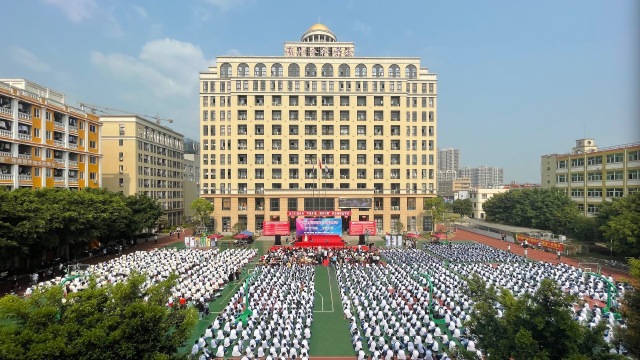 福州金桥学校欢迎您!