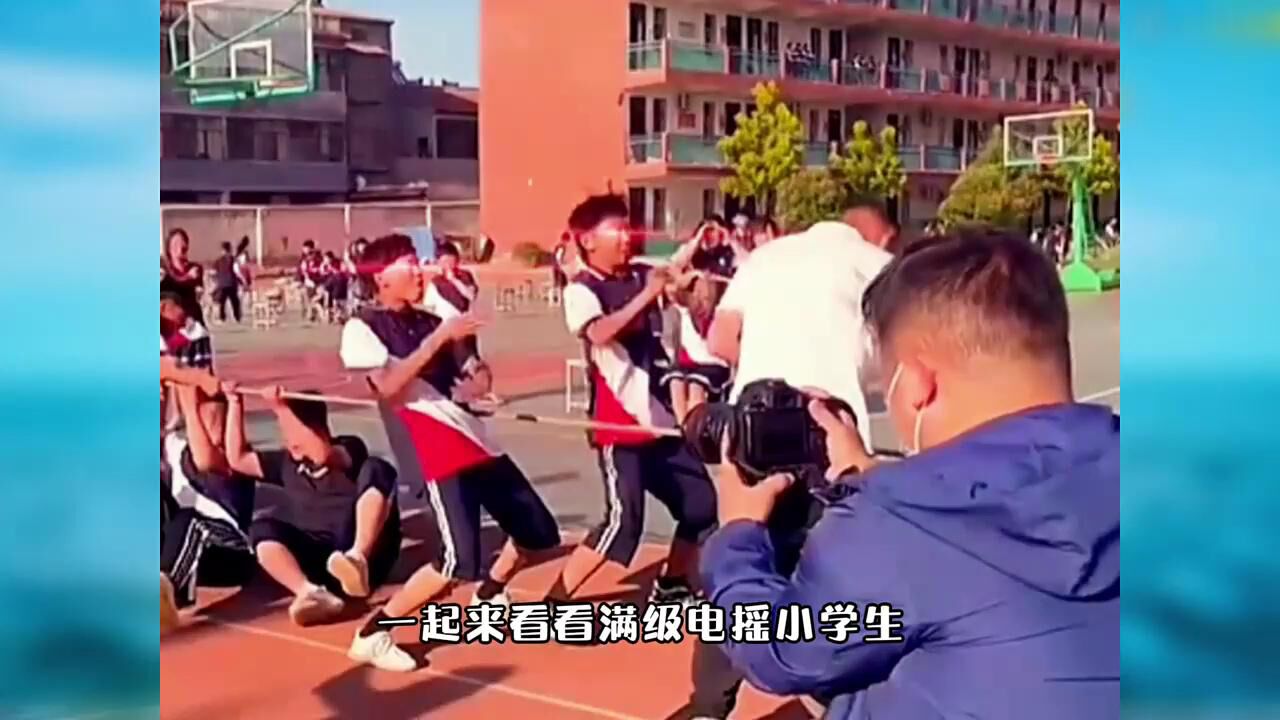和平精英：满级电摇小学生，关于我弟被电摇这件事_腾讯视频