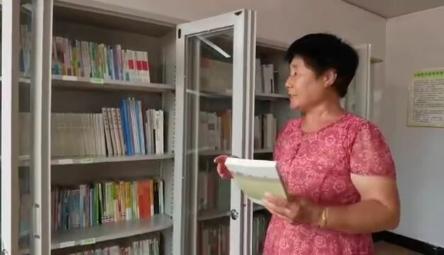 农家书屋让秀美乡村溢满“书香”