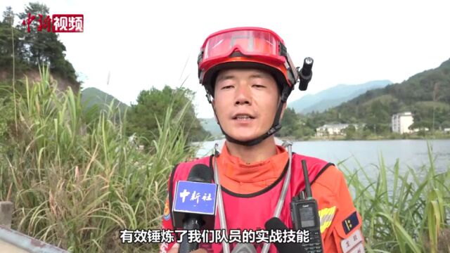 实拍福建森林消防综合救援技能比武