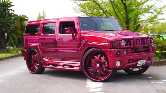 爆改悍马现身街头,打开车门那一刻,这改装亮了!