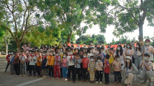 2022年10月26日,GDOU文学与新闻传播学院青年志愿者协会携手体育与休闲学院青年志愿者协会在湛江市坡头区官渡镇黄桐希望小学开展了一次“健康运...