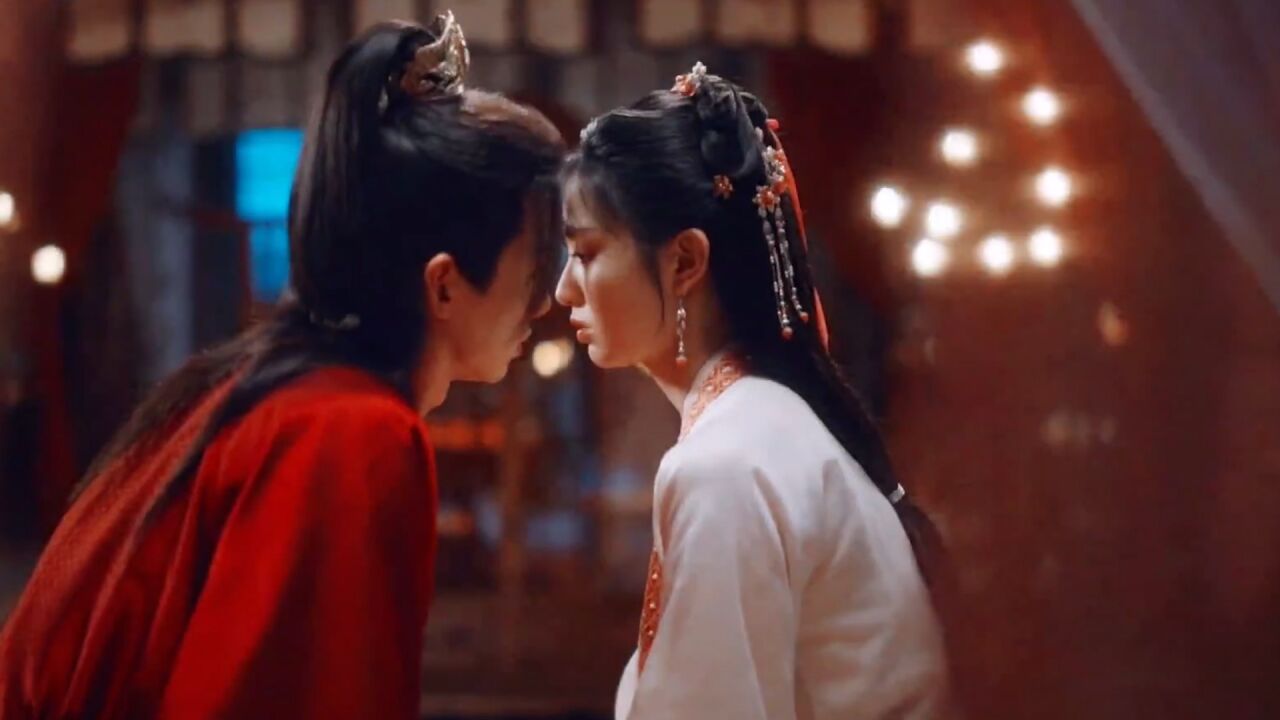 先婚后爱:这才是古偶顶配!和可爱女主会心一吻!齁甜齁甜的!_高清1080P在线观看平台_腾讯视频