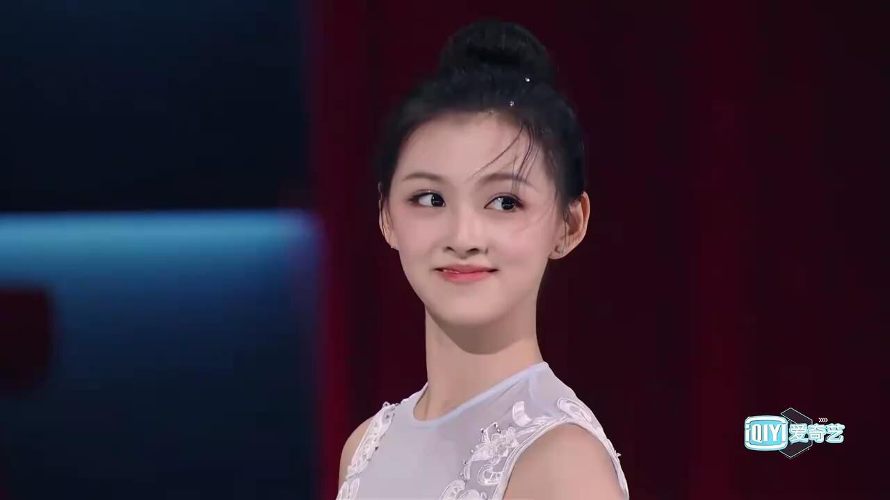 王奕婷展示古典舞身韵基训《课堂》,这动作太柔美了_高清1080P在线观看平台_腾讯视频