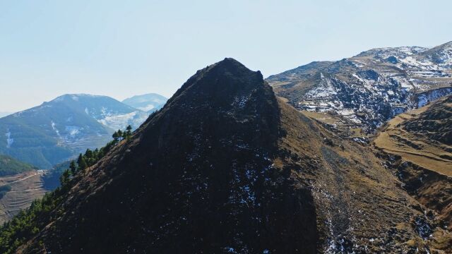 冬天里大海草山草原雪山石山航拍,视频素材:画视记官网