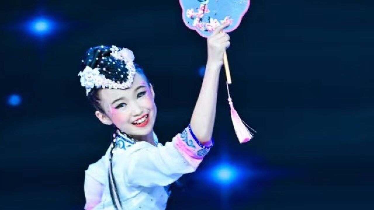 第七届舞蹈世界特金奖《彩蝶飞舞》2022