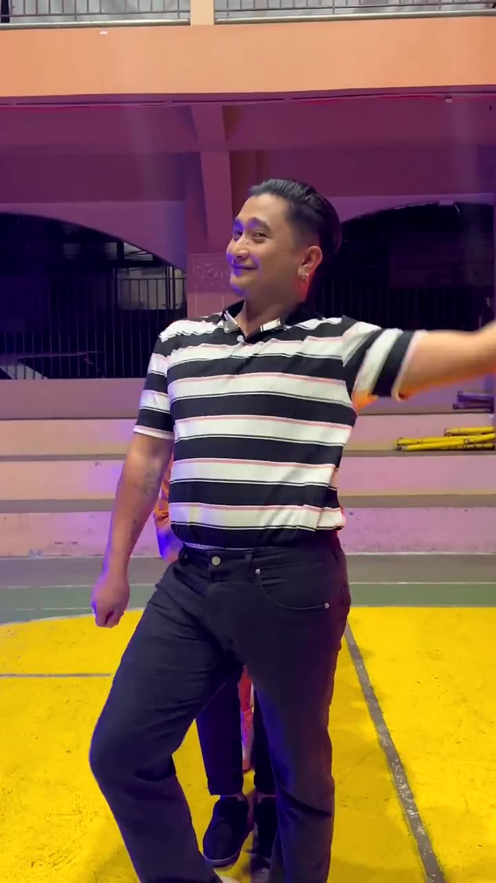 好可爱的舞 像你一样02shake动感摇02猛男舞团iconx