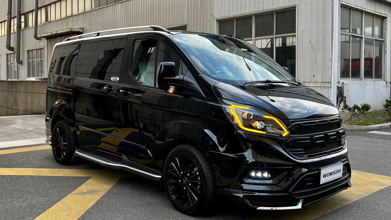 福特沃森威尔黑武士七座商务车,三十多万配置价格无敌