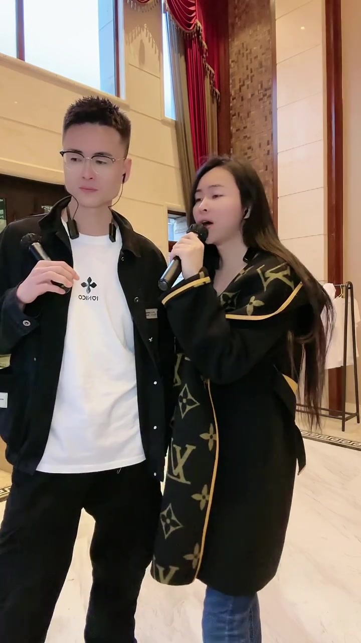 我不管我唱歌最好听 哈哈哈  姐妹们吓死了 我太敢唱了 才艺舞娘 生活