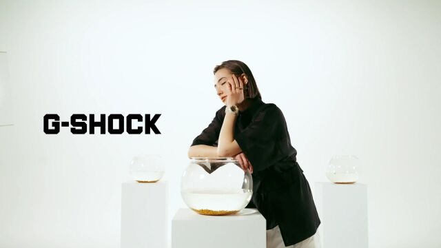 FIXGSHOCK WOMENClearandGoldhor