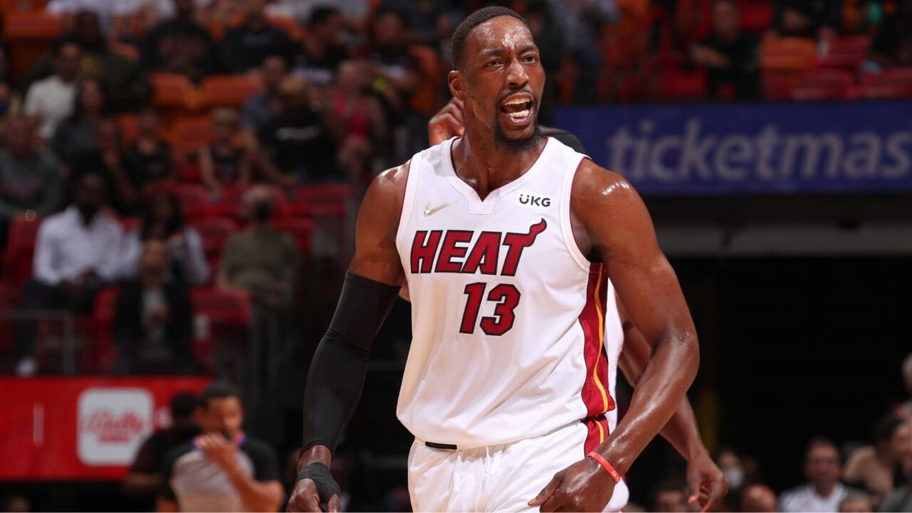 谁还叫我热巴!阿德巴约g3完成3记惊天暴扣 化身热火第二硬汉