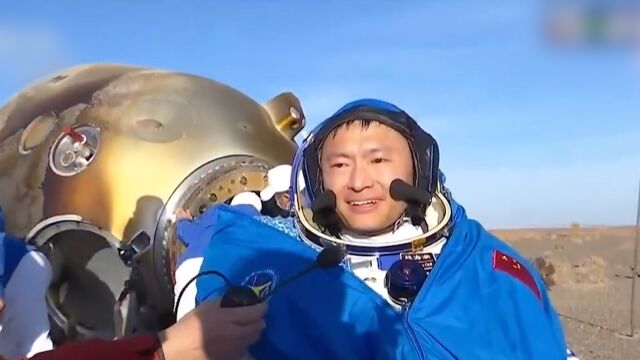 出舱!在太空改论文的导师回来了