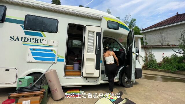 30岁终于熬到了无人问津的年纪,没有稳定工作,稳定收入,以车为家,我最近迷茫了!下一站去哪里呢?