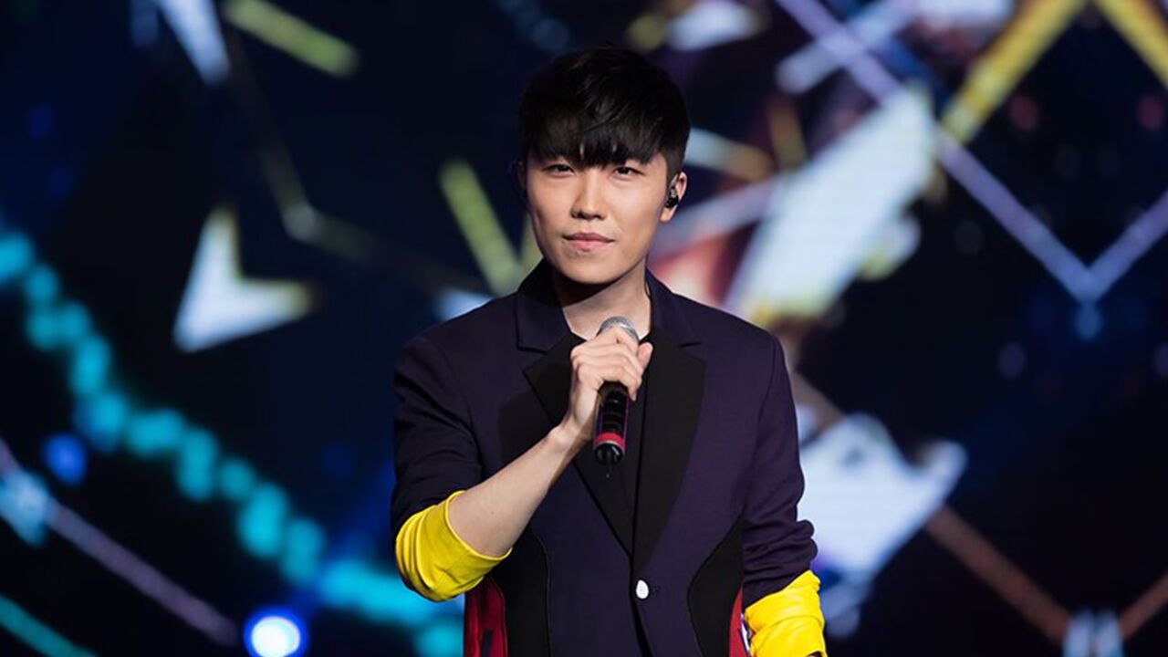 徐良披哥初舞台演唱《坏女孩》掀起回忆杀,却被曝二公就遭淘汰