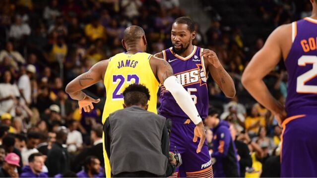NBA季中赛1/4决赛：詹杜本赛季第三次交手，湖人冲四强欲三杀太阳